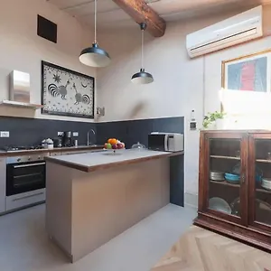  Appartamento Belle Arti Penthouse-hosted By Sweetstay